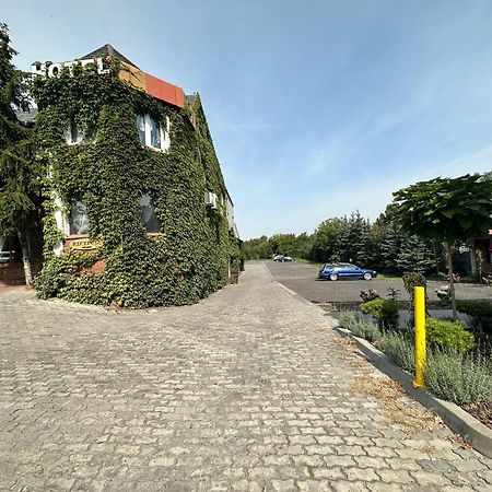 Hotel Kresowianka Konin  Dış mekan fotoğraf
